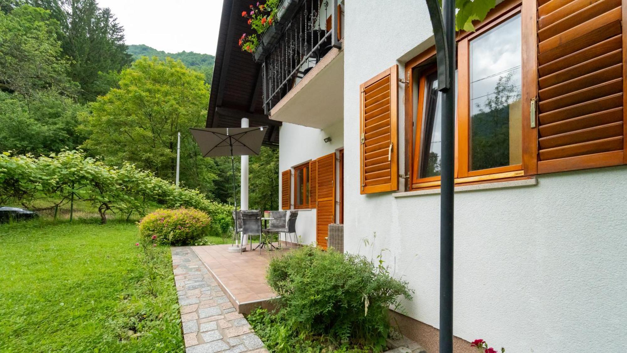 Holiday House Kajfes Brod na Kupi Ngoại thất bức ảnh